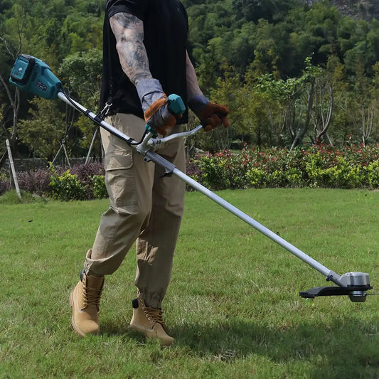 The Weed Cutter Buying Guide: How to Choose the Perfect Tool for Your Lawn